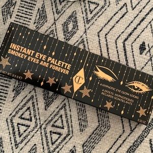 Eye pallet Smokey eyes are forever